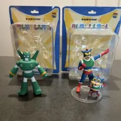 クレヨンしんちゃん　フィギュア 2体セット　アクション仮面