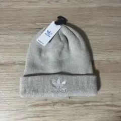 Adidas Originals ニット帽　ビーニー