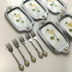 アンティーク　ケーキ皿　デザート皿　花柄のプレートとフォークセット　シルバー