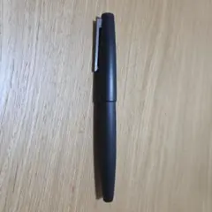 LAMY2000 万年筆 Fのサムネイル