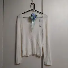 ホワイトリブ編みニット 新品未使用タグ付き
