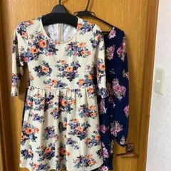 【お値下げしました】花柄ワンピース　2点　セット売り