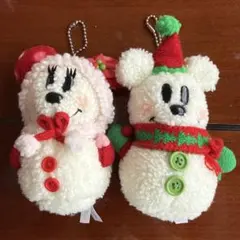 ディズニーリゾート クリスマス ぬいぐるみバッジ 雪だるま ミッキー ミニーのサムネイル