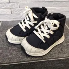 【ZARA】黒のハイカットスニーカー