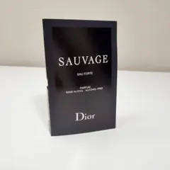 Dior ソヴァージュ　オーフォルト　パルファン　 1ml