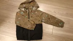 120cm 恐竜柄ジップアップジャケット