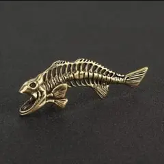 ヴィンテージ　メタル魚　キーホルダー　釣り吉に