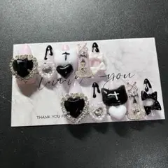 【現品】 地雷系 ゴシック ネイルチップ 黒×ピンク ハート 十字架 量産型