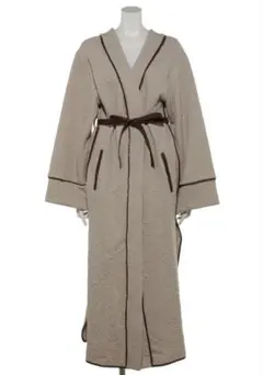 エマリンバー　EMMA LIMBER　ガウン　PaiseyJacqardGown