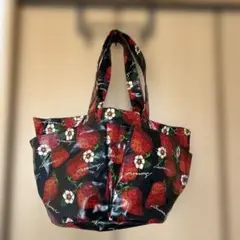 スイマーいちご柄トートバッグ