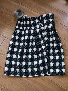 ★☆LIP SERVICE 黒と白のチェック柄タイトスカート ベルト付き☆★