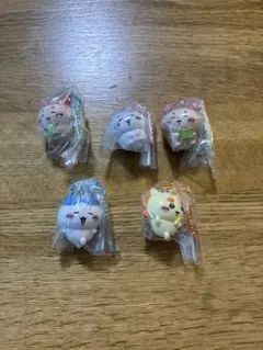 ちいかわ マスコットつきビスケット　ハチワレ　古本屋さん　シーサー　キーホルダー