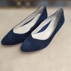 Pitti ネイビー スエード パンプス