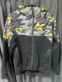 カズさん　F.C.Real Brisol 迷彩柄パーカー