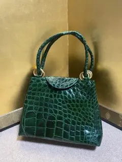 Item thumbnail for item 2e729f5a-b51a-4b65-82b6-f86218ea6e8c