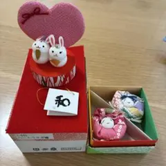龍虎堂　雛人形　ウサギの飾りとハート付き台座セット