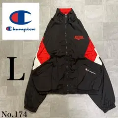 大人気！ Champion 刺繡ロゴ ナイロンジャケット Wisconsin