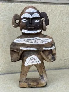 木製 人形彫刻 約40cm ➕ 木彫り彫刻の陳列に最適な檜の切り株 - メルカリ