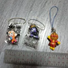 アンパンマン、バイキンマン、ドキンちゃん　ストラップ　3点セット