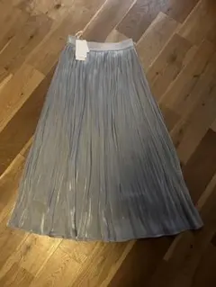 ノーリーズ　ゴム　プリーツロングスカート新品未使用　ライトブルー