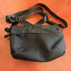 ノースフェイス　ショルダーバッグ