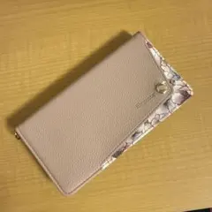 iPhone15 ケース 手帳型 くすみフラワー　グレイッシュピンク