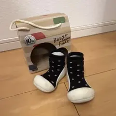 【12.5cm】Baby feet ドット柄ベビー　トレーニングソックスシューズ