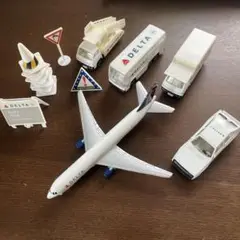 飛行機 ミニカー