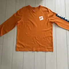 nikeロンt 長袖カットソー