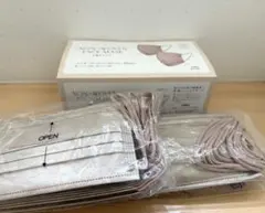 ✨新品・未開封✨　3COINS　不織布マスク　大人用　ベージュ　40枚のサムネイル
