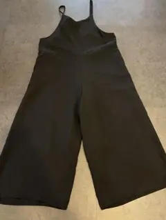 ブラックキャミソールサロペット