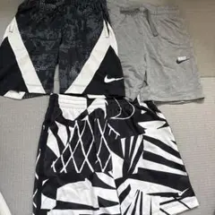 ナイキ　パンツ