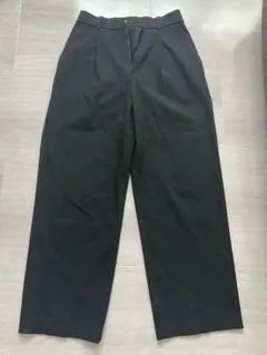UNIQLO ブラック スラックス Mサイズ　レディース