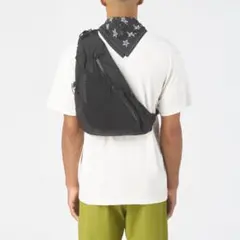 入手困難 SALOMON サロモン アドバンスクロスボディバッグ - メルカリ