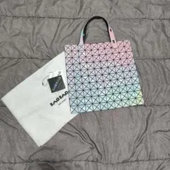 BAOBAO illusion トートバッグ ホワイトベース - メルカリ