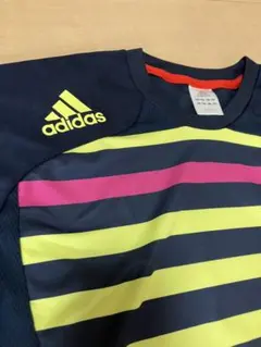 GW SALE‼️【adidas】ストライプ Tシャツ ネイビー