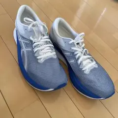 ランニングシューズ　アシックスS4 28cm 2E