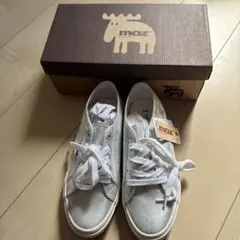 moz sweden ローカットスニーカー シルバー 24.0cmのサムネイル