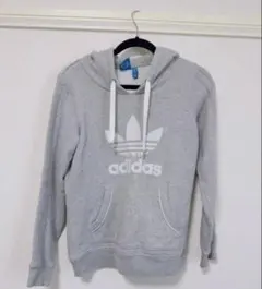 adidas アディダス パーカー グレー