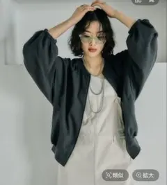 ダークグレー ブルゾン