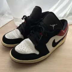 Nike Air Jordan 1 Low ブラック/ホワイト/レッド