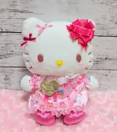 ハローキティ 50周年 バーズデー ぬいぐるみ リボン ドレス 豪華