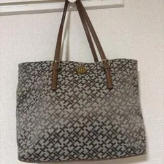 トミー・ヒルフィガー トートバッグ ブラウン系 幾何学模様　tommy