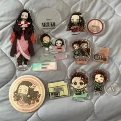 鬼滅の刃 竈門炭治郎 竈門禰豆子 まとめ売り アクリルスタンド 缶バッジ