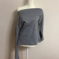 ZARA オフショルダー　肩出し　長袖カットソー　長袖トップス　L