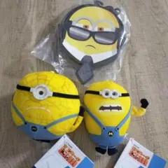 ミニオンセット　マスコット2種＆ネックパース
