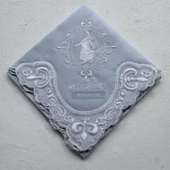 WEDGWOOD 刺繍ハンカチ 46cm x 46cmのサムネイル