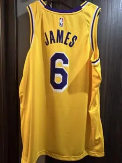 レイカーズ　レブロン　NBA ホーム　ユニフォーム