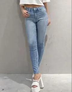 GYDA ジェイダ 完売品 M/W SHAPELYスキニーデニムパンツ
