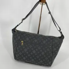 Item thumbnail for item 353e6c6f-03c0-44aa-bdbd-4d1a8173c765